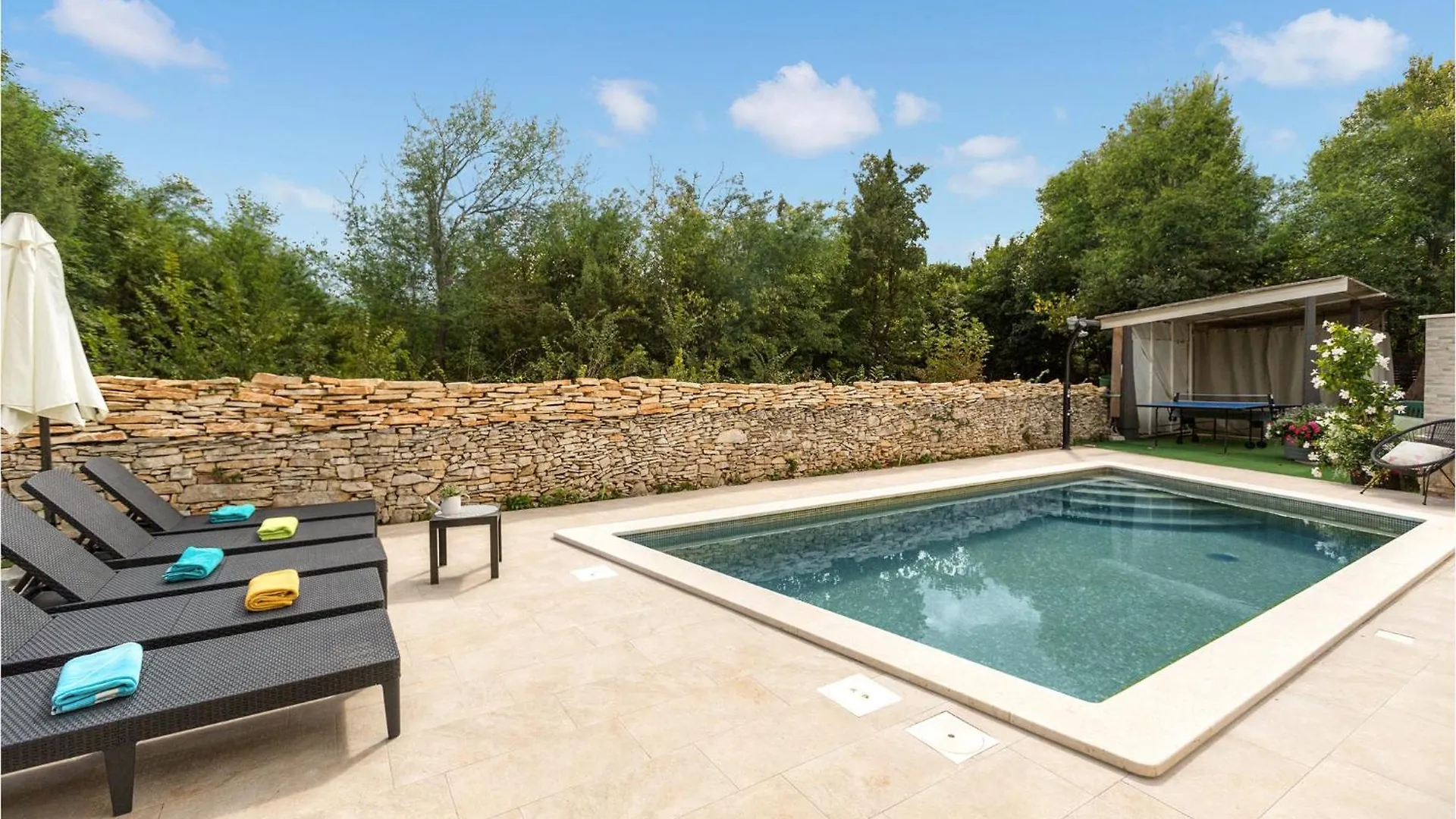 Stunning Home In Vodnjan With Kitchen Orbanici Holiday home